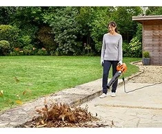 Lapų pūstuvas Black &amp; Decker BEBL185-QS