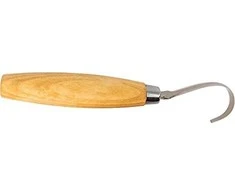Šaukštų drožinėjimo peilis Morakniv® 164, lenkta geležtė 50x2,5mm. 13mm vidinis skersmuo. Viengubi ašmenys, beržinė rankena.