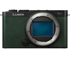 Panasonic Lumix DC-S9 korpusas tamsiai alyvuogių spalvos
