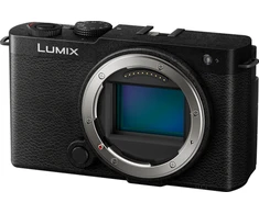 Panasonic Lumix DC-S9 Body (Jet Juodas)