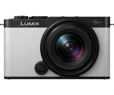 Panasonic Lumix S9 Smokey Baltas 18-40mm F/4.5-6.3