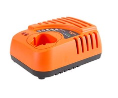 Akumuliatorių pakrovėjas 12V (BCL31B1) ir 14,4V (BCL32B1) Bahco