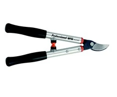 Bahco Profesionalios SUPER LIGHT serijos šakų žirklės siaura pjovimo galva greitam pjovimui. Minkštam ir žaliam medžiui. Bendras ilgis 400 mm. Kerpa 30 mm.