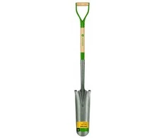 Truper John Deere kastuvas su mediniu 123 cm kotu ir plienine D formos rankena