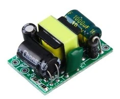 Oem AC/DC įtampos keitiklis iš 230V į 5V 700mA (STEP DOWN)