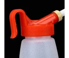 Oem Aliejaus buteliukas 180ml su kampuotu aplikatoriumi - indas skysčiams dozuoti