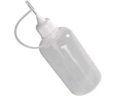 Buteliukas su PE adata - 30 ml - aplikatorius - skysčiams dozuoti