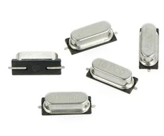 Oem Kvarcinis rezonatorius 16MHz - UC49 - SMD - žemo profilio - 10vnt