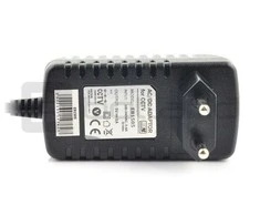 Mpl Power Elektro Oem 5V / 3A 15W maitinimo šaltinis - DC 5.5 / 2.1mm