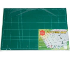 Usorteret Oem Pjaustymo lenta 45x30cm 3mm žalia