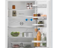 Bosch KIV87VFE0 Serija 4, Įmontuojamasis šaldytuvas-šaldiklis su šaldiklio skyriumi apačioje, 177.2 x 54.1 cm, plokščias vyris