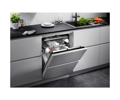 Indaplovė AEG FSK75758P