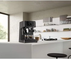 Kavos aparatas DeLonghi EC235.BK