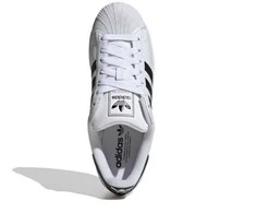Adidas bateliai
