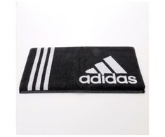 Adidas rankšluostis
