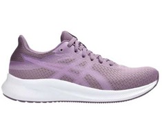 Asics bateliai