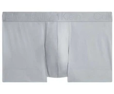 Calvin Klein trumpikės