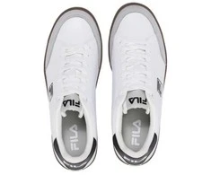 Fila Holdings Fila bateliai