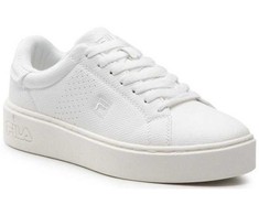 Fila Holdings Fila bateliai