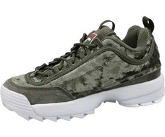 Fila Holdings Fila bateliai