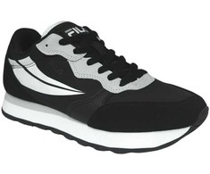 Fila Holdings Fila bateliai