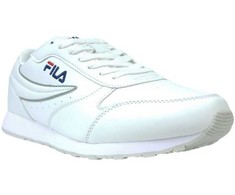 Fila Holdings Fila bateliai