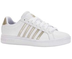 K-Swiss bateliai