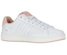 K-Swiss bateliai