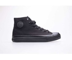 Lee Cooper bateliai