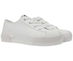 Lee Cooper bateliai