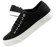 Lee Cooper bateliai