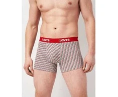 Levis trumpikės