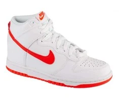 Nike bateliai
