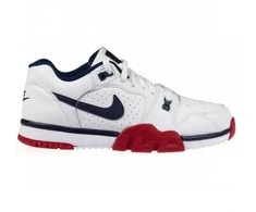 Nike bateliai