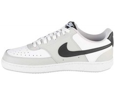 Nike bateliai