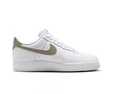 Nike bateliai