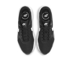 Nike bateliai
