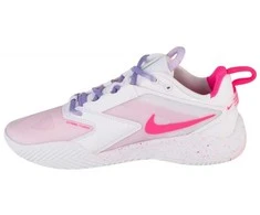 Nike bateliai