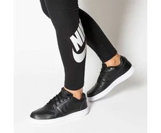 Nike bateliai
