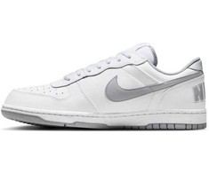 Nike bateliai