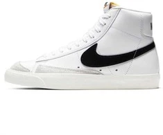 Nike bateliai