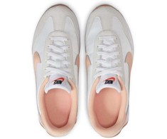 Nike bateliai