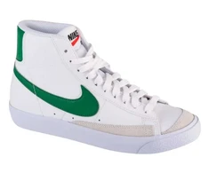 Nike bateliai