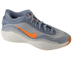 Nike bateliai