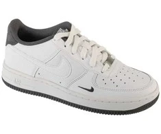 Nike bateliai