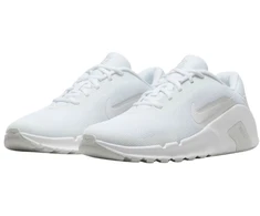 Nike bateliai