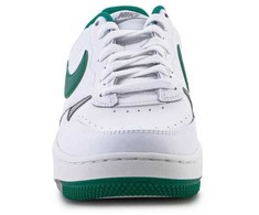 Nike bateliai