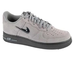 Nike bateliai