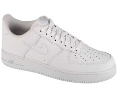 Nike bateliai
