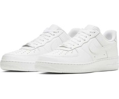 Nike bateliai
